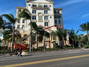 Commercial Condo Pressure Cleaning In Indian Rocks Beach Florida Using A Man Lift